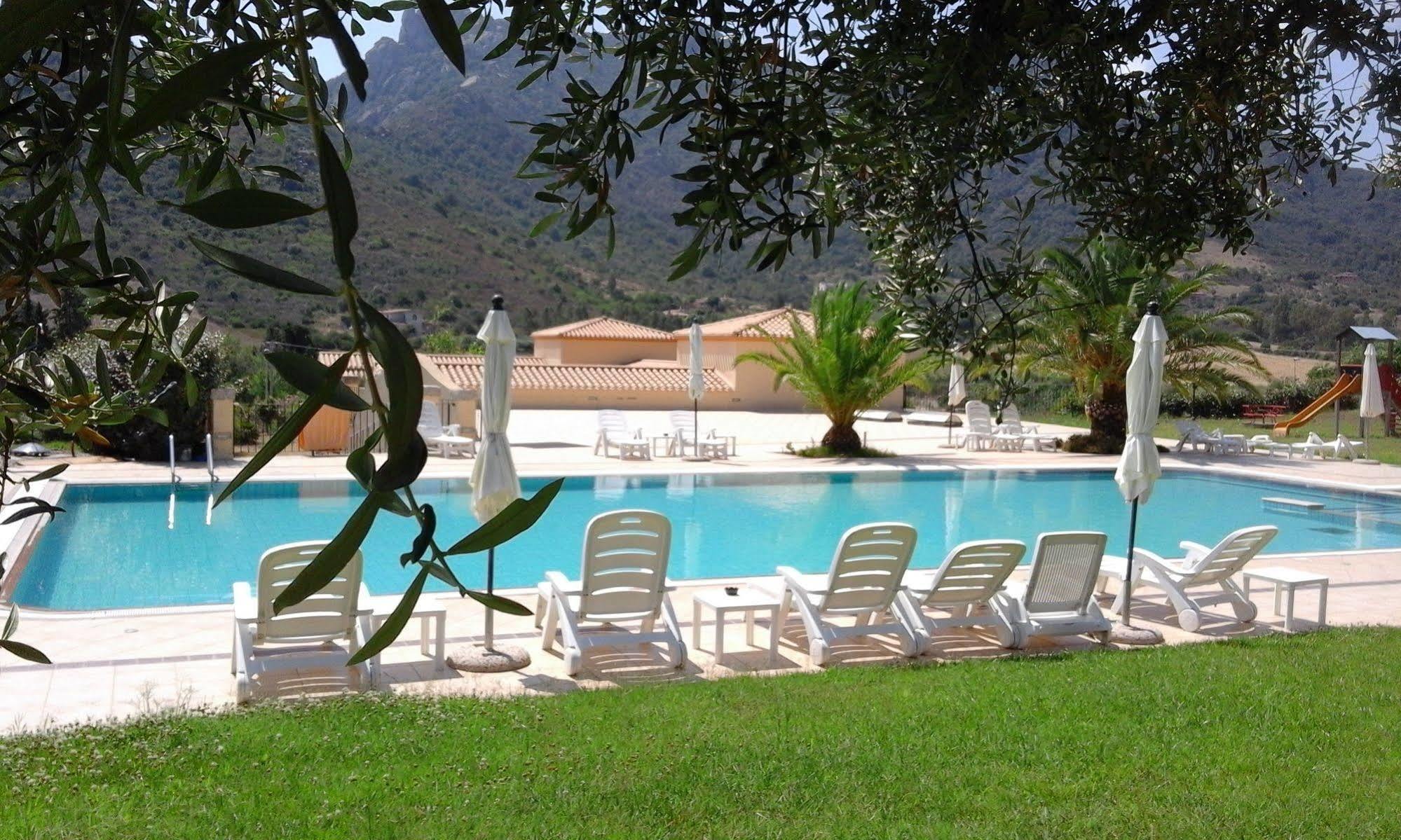Hotel Cardedu Extérieur photo